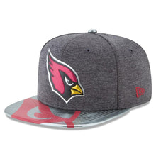Load image into Gallery viewer, New Era Arizona Cardinals Graphite NFL Spotlight Original Fit 9FIFTY Snapback Adjustable Hat