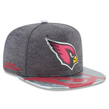 Load image into Gallery viewer, New Era Arizona Cardinals Graphite NFL Spotlight Original Fit 9FIFTY Snapback Adjustable Hat