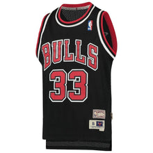 Load image into Gallery viewer, Scottie Pippen Chicago Bulls Mitchell &amp; Ness Youth Hardwood Classics Jersey – Black 2018/2019