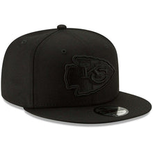 Load image into Gallery viewer, New Era Kansas City Chiefs Black Black On Black 9FIFTY Adjustable Hat
