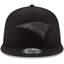 Load image into Gallery viewer, New Era New England Patriots Black Black On Black 9FIFTY Adjustable Hat