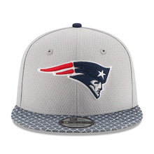 Load image into Gallery viewer, New Era New England Patriots Silver Super Bowl LII Side Patch Sideline 9FIFTY Snapback Adjustable Hat