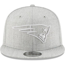 Load image into Gallery viewer, New Era New England Patriots Gray Twisted Frame 9FIFTY Adjustable Snapback Hat