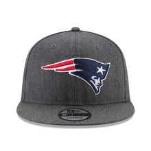 Load image into Gallery viewer, New Era New England Patriots Heather Gray Crafted in the USA 9FIFTY Snapback Adjustable Hat