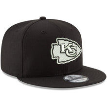 Load image into Gallery viewer, New Era Kansas City Chiefs Black B-Dub 9FIFTY Adjustable Hat