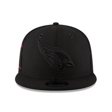 Load image into Gallery viewer, New Era Arizona Cardinals Black 2018 NFL Sideline Color Rush Official 9FIFTY Snapback Adjustable Hat