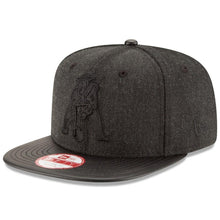 Load image into Gallery viewer, New Era New England Patriots Heathered Black/Black Leather Match Original Fit 9FIFTY Snapback Adjustable Hat