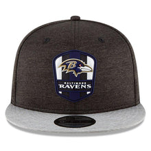 Load image into Gallery viewer, New Era Baltimore Ravens Black/Heather Gray 2018 NFL Snapback Adjustable Hat
