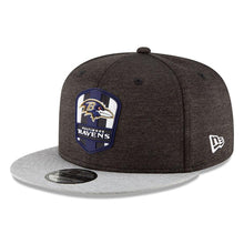 Load image into Gallery viewer, New Era Baltimore Ravens Black/Heather Gray 2018 NFL Snapback Adjustable Hat