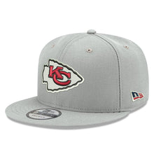 Load image into Gallery viewer, New Era Kansas City Chiefs Gray Crafted in the USA 9FIFTY Adjustable Hat