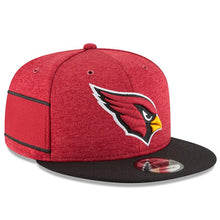 Load image into Gallery viewer, New Era Arizona Cardinals Cardinal/Black 2018 NFL Sideline Home Official 9FIFTY Snapback Adjustable Hat