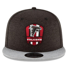 Load image into Gallery viewer, New Era Atlanta Falcons Black/Heather Gray 2018 NFL Sideline Road Official 9FIFTY Snapback Adjustable Hat