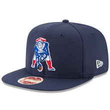 Load image into Gallery viewer, New Era New England Patriots Navy Original Vintage 9FIFTY Adjustable Snapback Hat