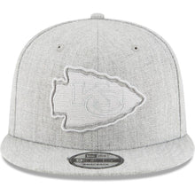 Load image into Gallery viewer, New Era Kansas City Chiefs Gray Twisted Frame 9FIFTY Adjustable Snapback Hat
