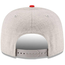 Load image into Gallery viewer, New Era New England Patriots Heathered Gray Hype 9FIFTY Snapback Adjustable Hat